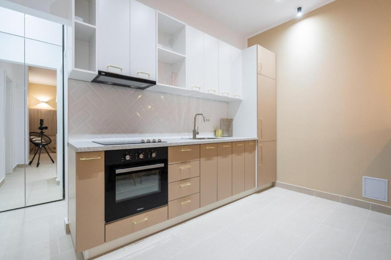 Fabulous Apartament With View In Calea Victoriei Bükreş Dış mekan fotoğraf